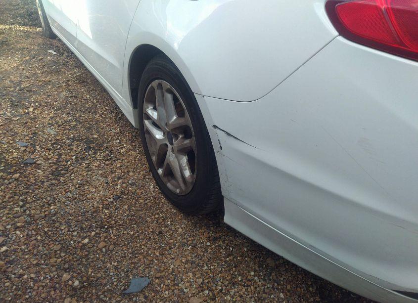 Photo 18 of 2015 Ford Fusion SE (VIN 1FA6P0H75F5117470)