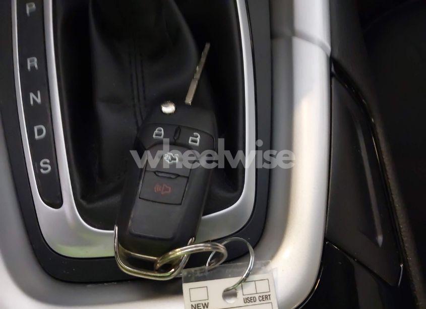 Photo 11 of 2015 Ford Fusion SE (VIN 1FA6P0H75F5117713)