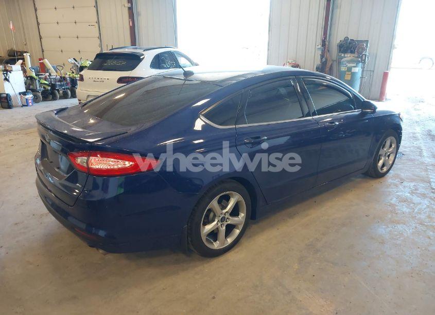 Photo 4 of 2015 Ford Fusion SE (VIN 1FA6P0H75F5117713)