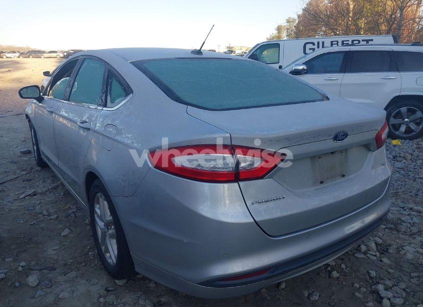 Photo 3 of 2015 Ford Fusion SE (VIN 1FA6P0H75F5118974)