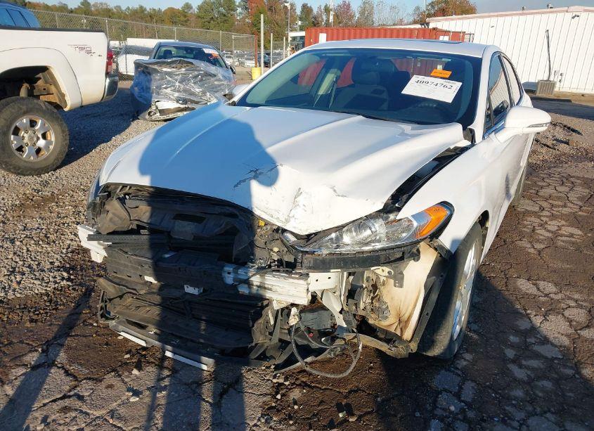 Photo 6 of 2015 Ford Fusion SE (VIN 1FA6P0H75F5120949)