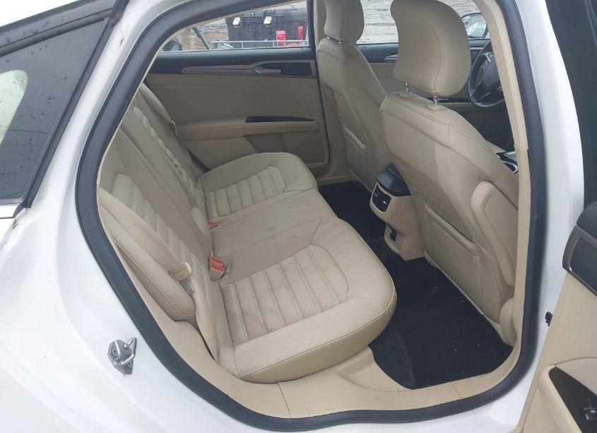 Photo 8 of 2015 Ford Fusion SE (VIN 1FA6P0H75F5129408)