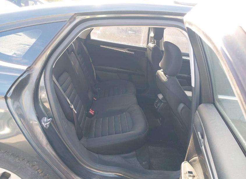 Photo 8 of 2015 Ford Fusion SE (VIN 1FA6P0H75F5129912)