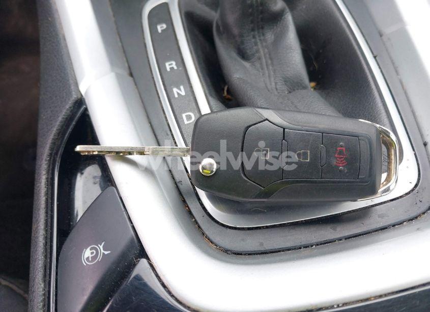 Photo 11 of 2015 Ford Fusion SE (VIN 1FA6P0H75FS116481)