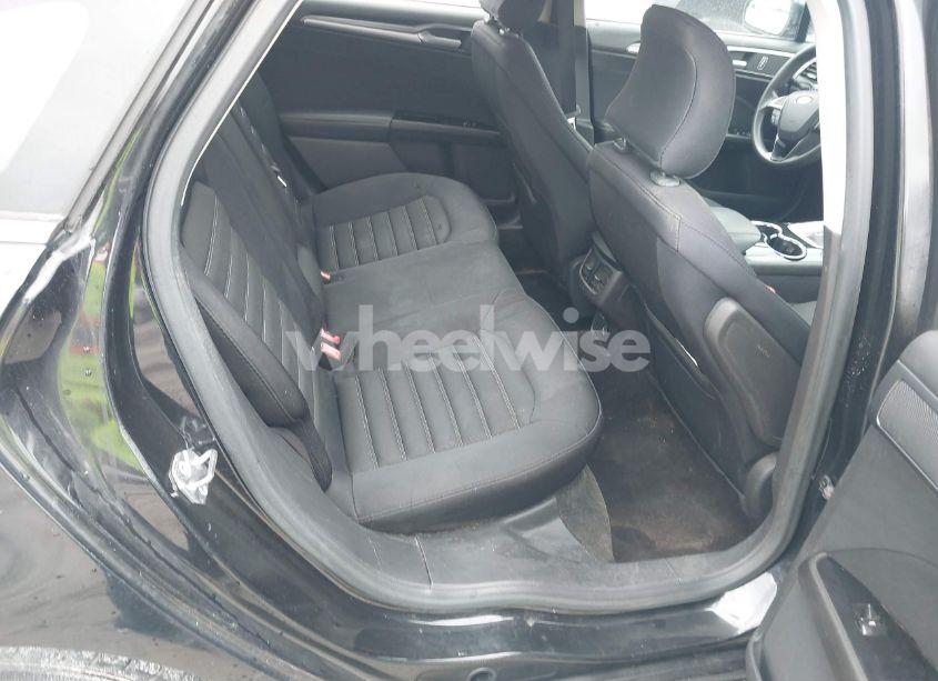 Photo 8 of 2015 Ford Fusion SE (VIN 1FA6P0H75FS116481)