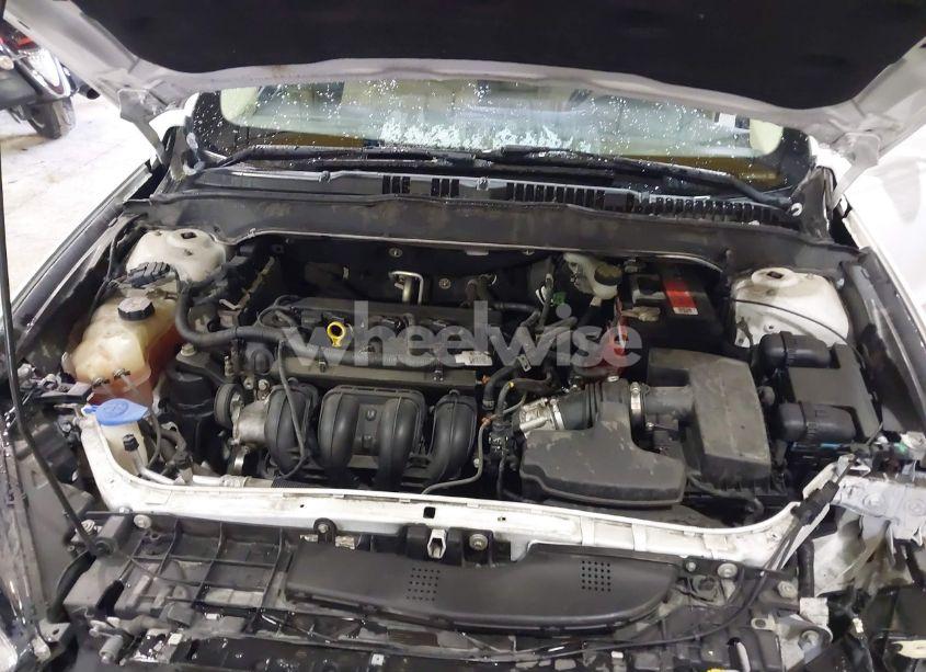 Photo 10 of 2016 Ford Fusion SE (VIN 1FA6P0H75G5123190)