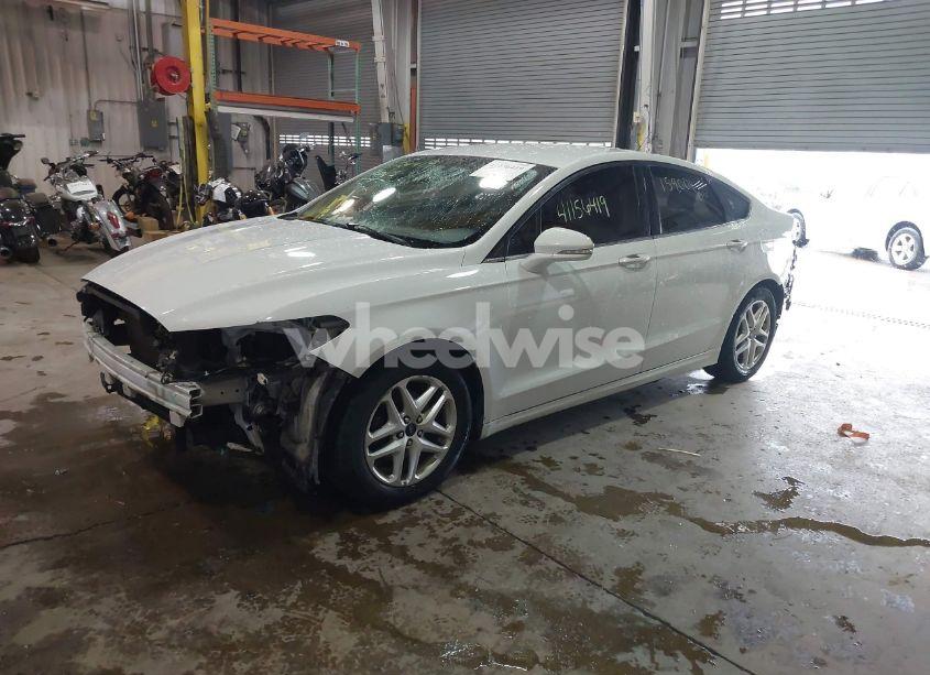 Photo 2 of 2016 Ford Fusion SE (VIN 1FA6P0H75G5123190)
