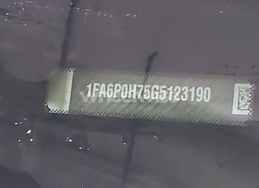 Photo 9 of 2016 Ford Fusion SE (VIN 1FA6P0H75G5123190)