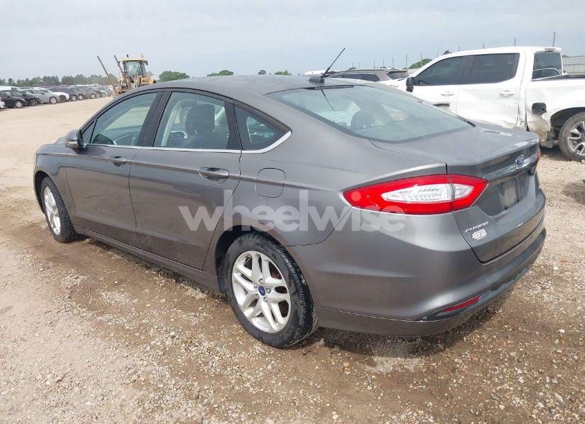 Photo 3 of 2014 Ford Fusion SE (VIN 1FA6P0H76E5357593)