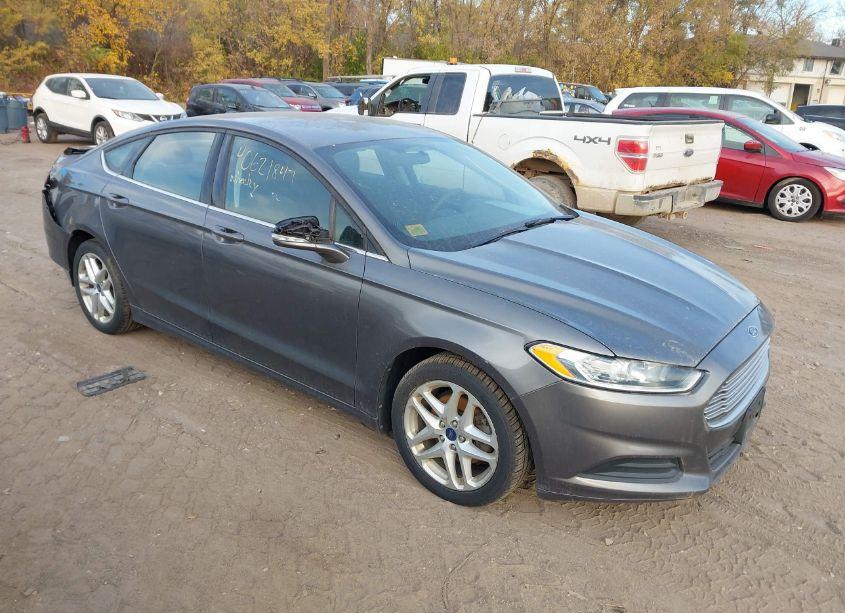 2014 Ford Fusion SE (VIN 1FA6P0H76E5404413) main photo