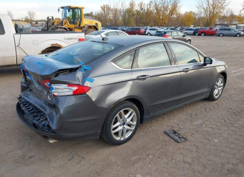 Photo 4 of 2014 Ford Fusion SE (VIN 1FA6P0H76E5404413)