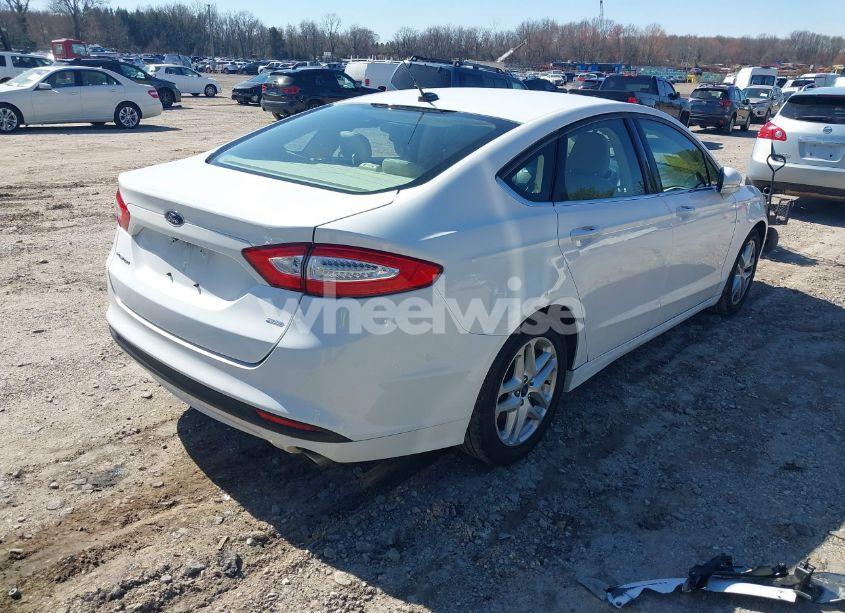 Photo 4 of 2015 Ford Fusion SE (VIN 1FA6P0H76F5113914)