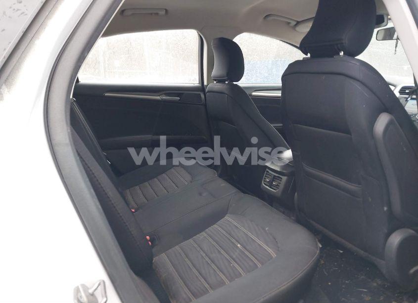 Photo 8 of 2016 Ford Fusion SE (VIN 1FA6P0H76G5100291)