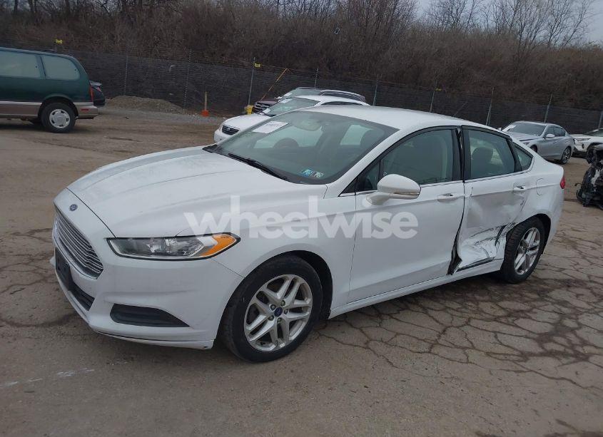 Photo 2 of 2016 Ford Fusion SE (VIN 1FA6P0H76G5114370)