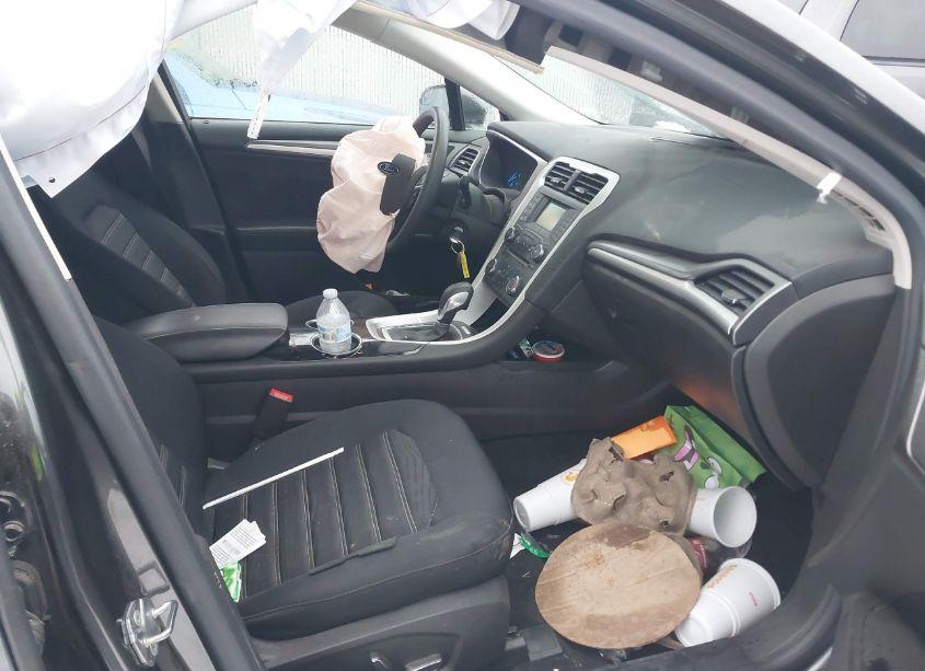 Photo 5 of 2016 Ford Fusion SE (VIN 1FA6P0H76G5117642)