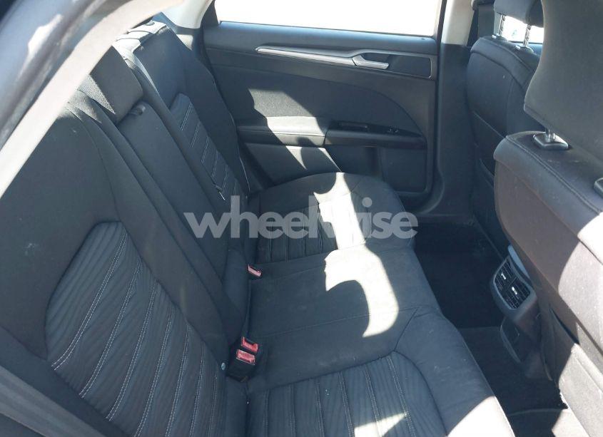 Photo 8 of 2016 Ford Fusion SE (VIN 1FA6P0H76G5130052)