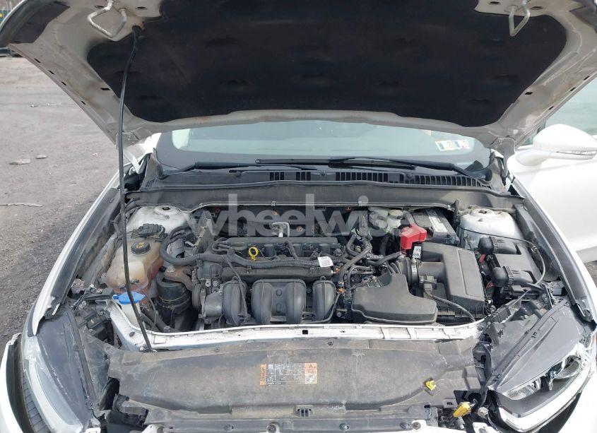 Photo 10 of 2014 Ford Fusion SE (VIN 1FA6P0H77E5383605)