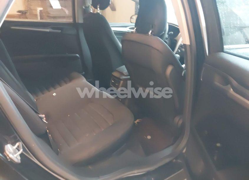 Photo 8 of 2014 Ford Fusion SE (VIN 1FA6P0H77E5398332)