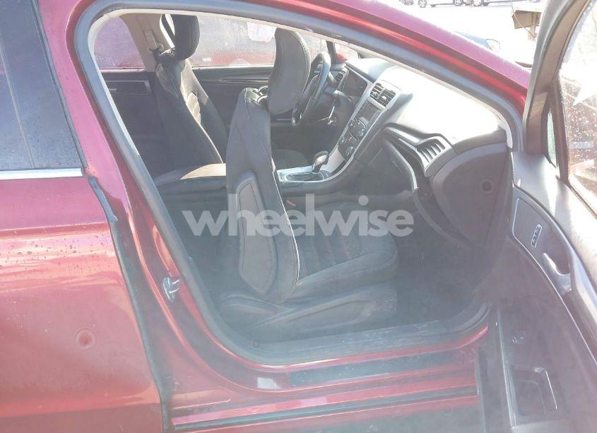 Photo 5 of 2014 Ford Fusion SE (VIN 1FA6P0H77E5399416)