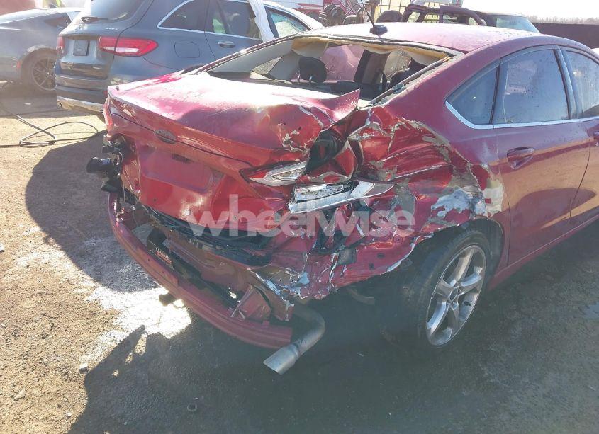 Photo 6 of 2014 Ford Fusion SE (VIN 1FA6P0H77E5399416)