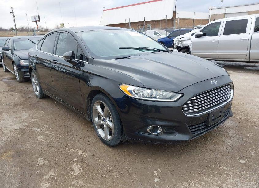 2014 Ford Fusion SE (VIN 1FA6P0H77E5405067) main photo
