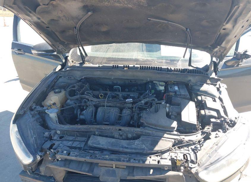 Photo 10 of 2015 Ford Fusion SE (VIN 1FA6P0H77F5102033)