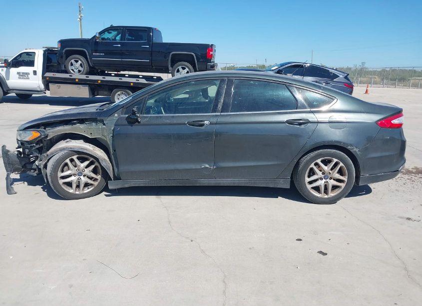 Photo 14 of 2015 Ford Fusion SE (VIN 1FA6P0H77F5102033)
