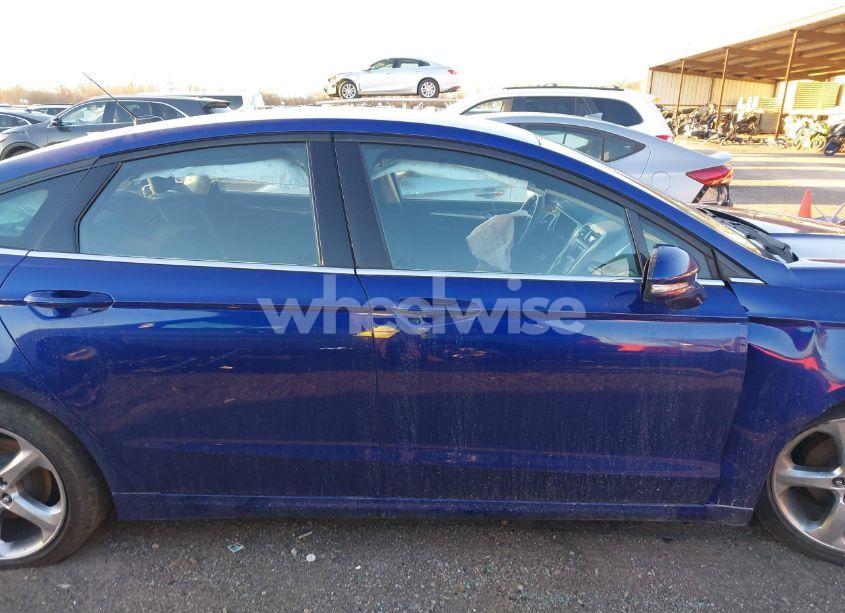 Photo 12 of 2015 Ford Fusion SE (VIN 1FA6P0H77F5106096)