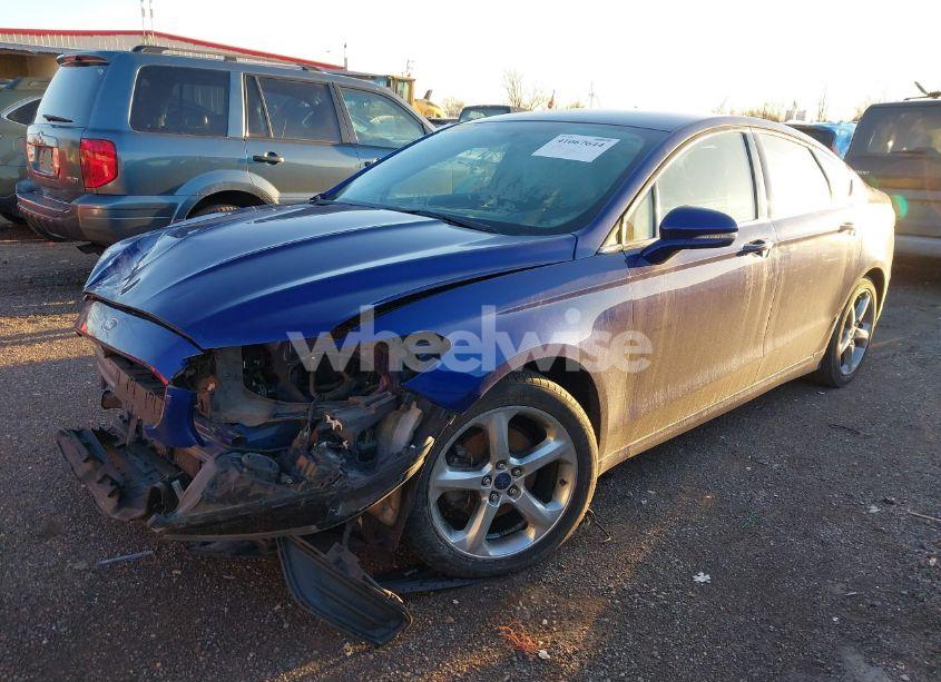 Photo 2 of 2015 Ford Fusion SE (VIN 1FA6P0H77F5106096)
