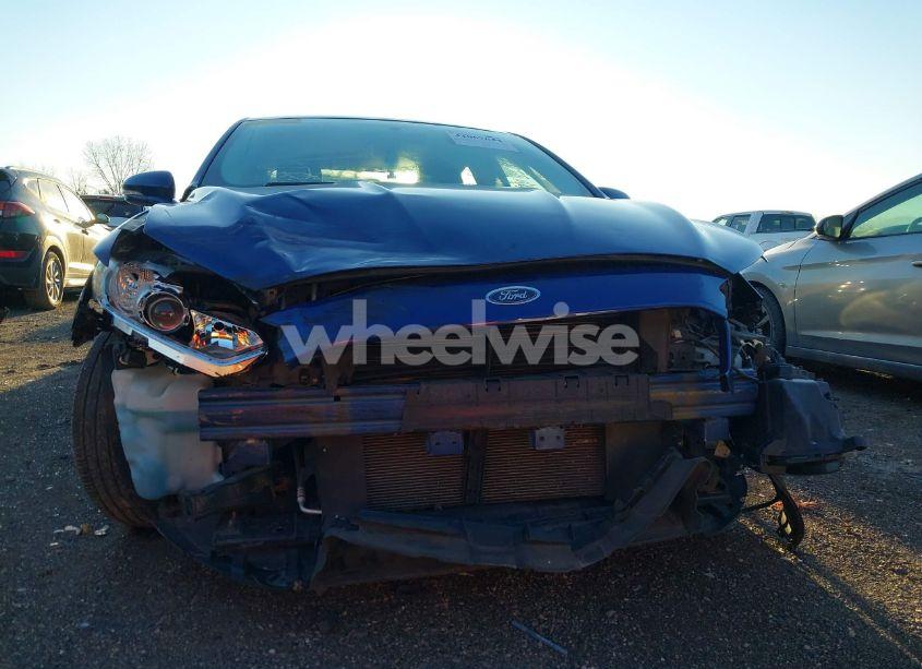 Photo 6 of 2015 Ford Fusion SE (VIN 1FA6P0H77F5106096)