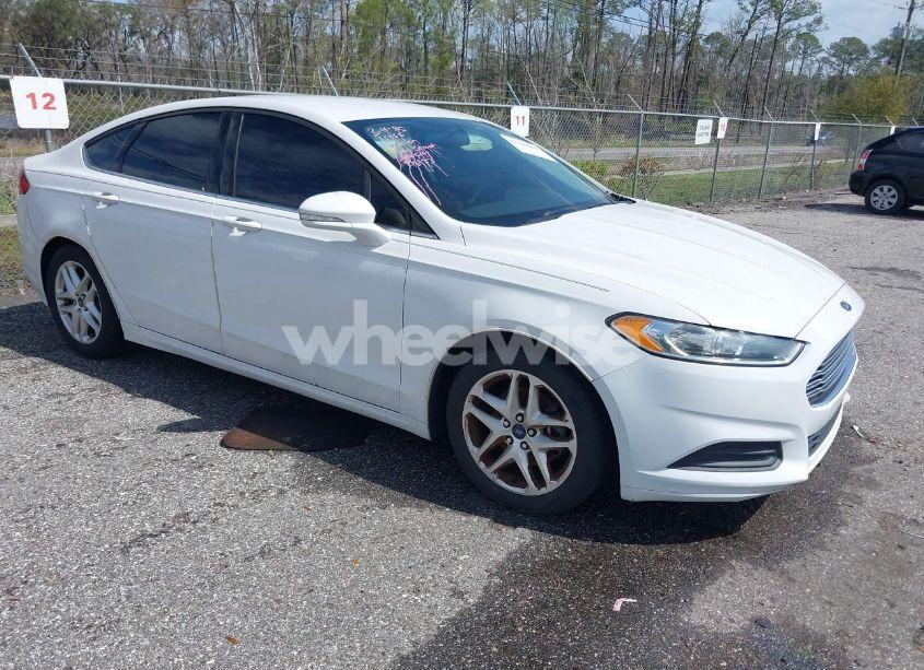 2015 Ford Fusion SE (VIN 1FA6P0H77F5116465) main photo
