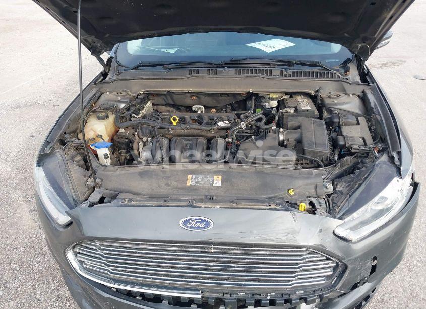 Photo 10 of 2015 Ford Fusion SE (VIN 1FA6P0H77F5118491)