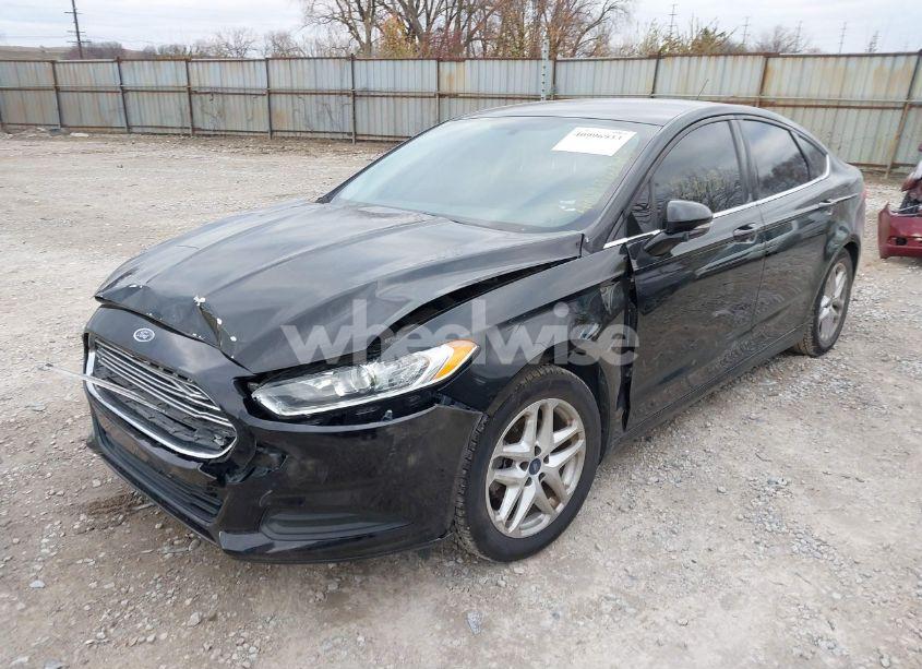 Photo 2 of 2016 Ford Fusion SE (VIN 1FA6P0H77G5112983)