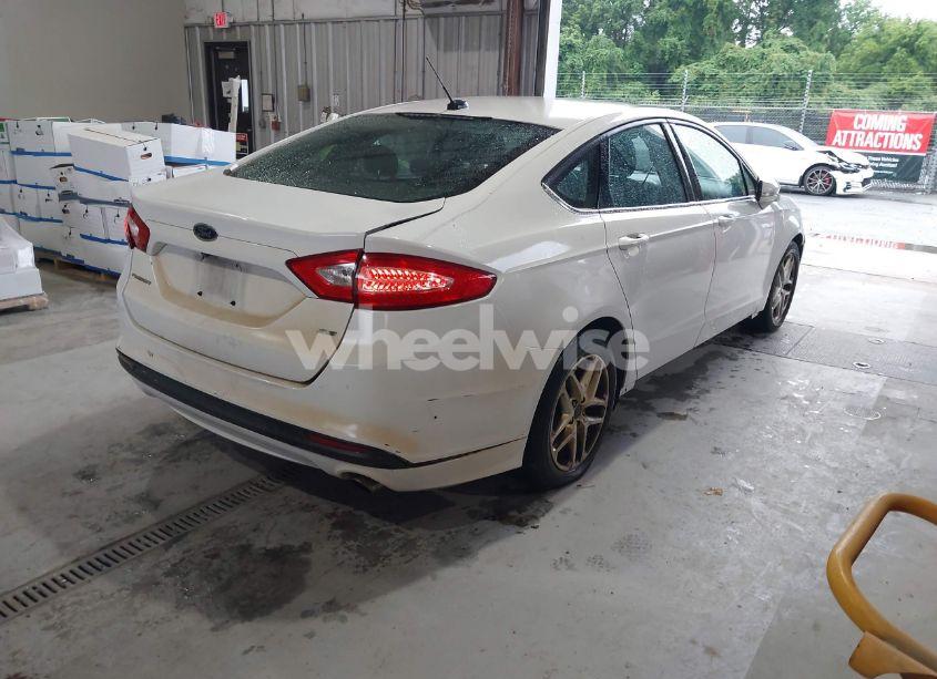 Photo 4 of 2016 Ford Fusion SE (VIN 1FA6P0H77G5114717)