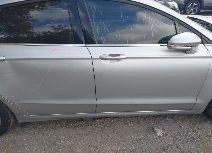 Photo 13 of 2016 Ford Fusion SE (VIN 1FA6P0H77G5116578)