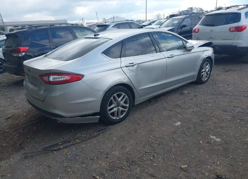 Photo 4 of 2016 Ford Fusion SE (VIN 1FA6P0H77G5116578)