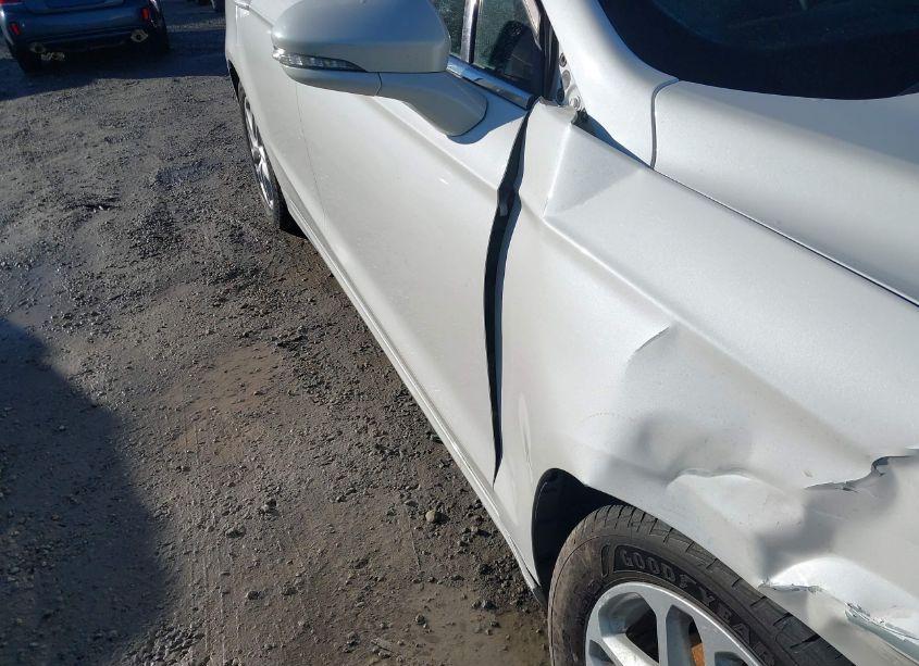 Photo 17 of 2016 Ford Fusion SE (VIN 1FA6P0H77G5126740)