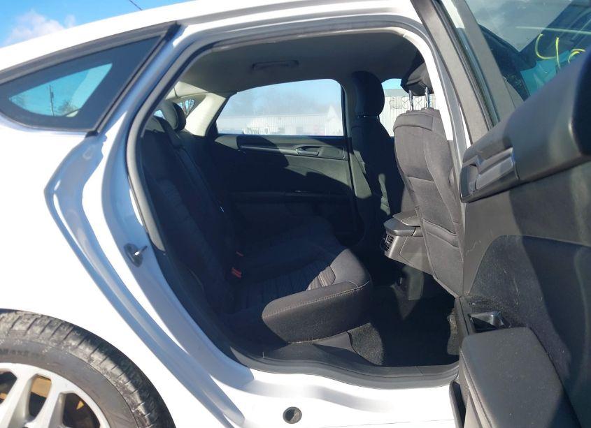 Photo 8 of 2016 Ford Fusion SE (VIN 1FA6P0H77G5126740)