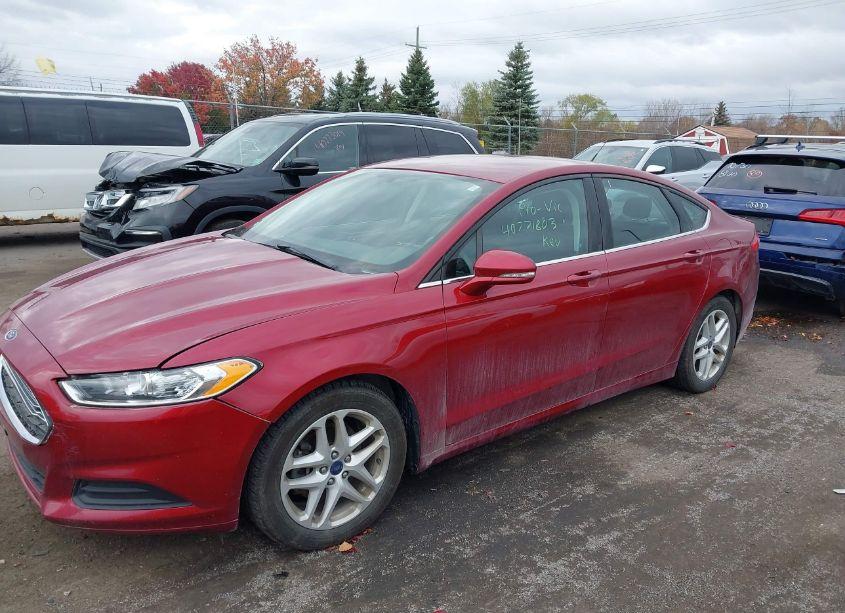 Photo 2 of 2016 Ford Fusion SE (VIN 1FA6P0H77G5134014)