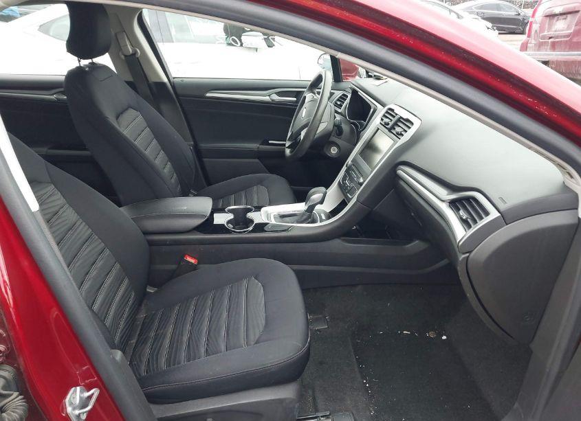 Photo 5 of 2016 Ford Fusion SE (VIN 1FA6P0H77G5134014)