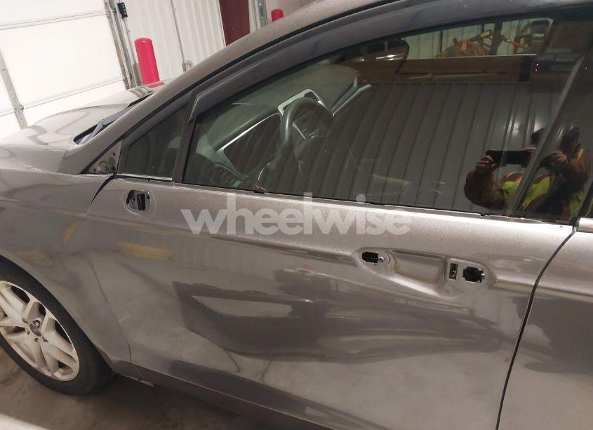 Photo 22 of 2014 Ford Fusion SE (VIN 1FA6P0H78E5358020)