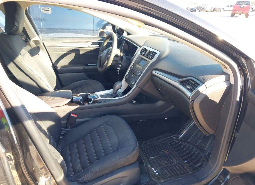Photo 5 of 2014 Ford Fusion SE (VIN 1FA6P0H78E5384407)