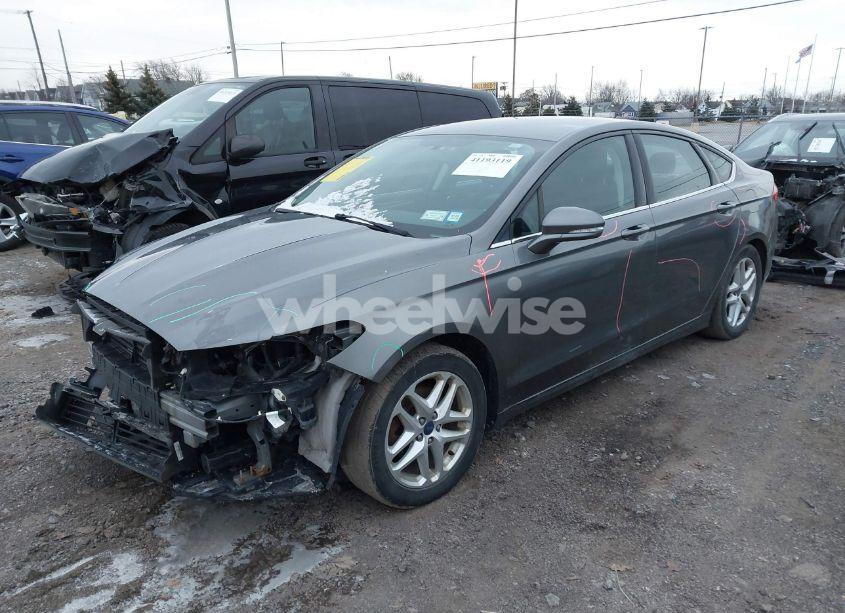 Photo 2 of 2014 Ford Fusion SE (VIN 1FA6P0H78E5395021)