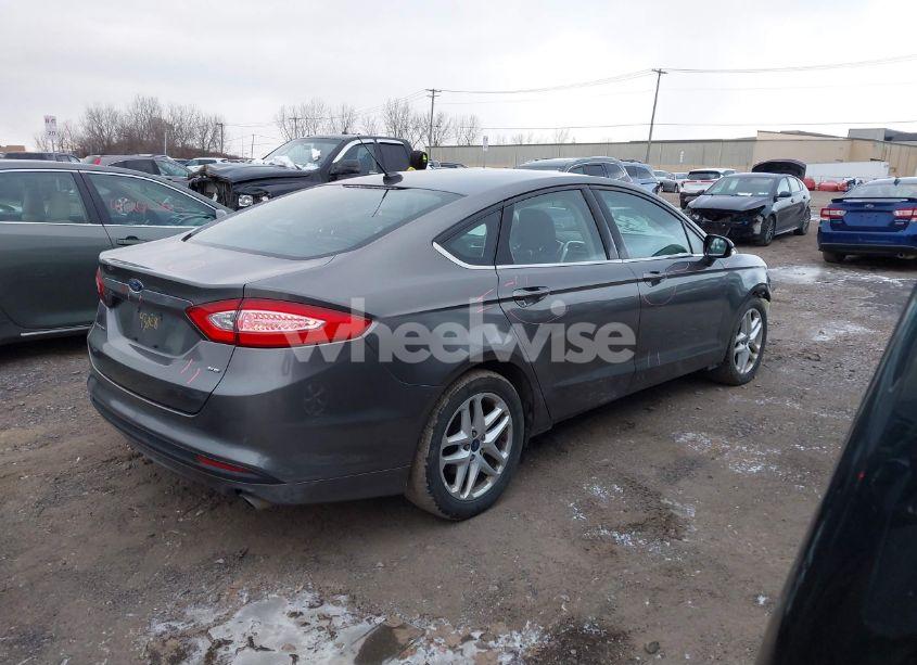 Photo 4 of 2014 Ford Fusion SE (VIN 1FA6P0H78E5395021)
