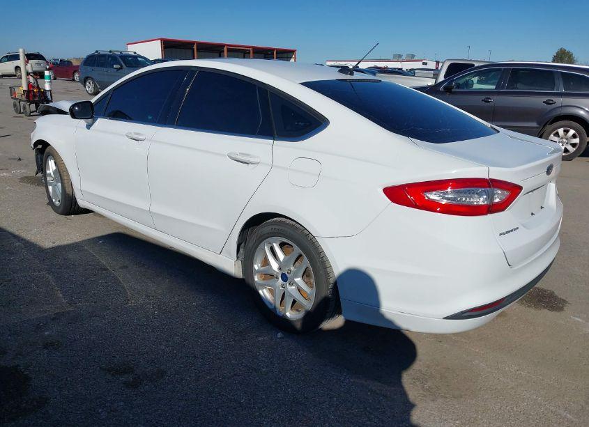 Photo 3 of 2014 Ford Fusion SE (VIN 1FA6P0H78E5398825)
