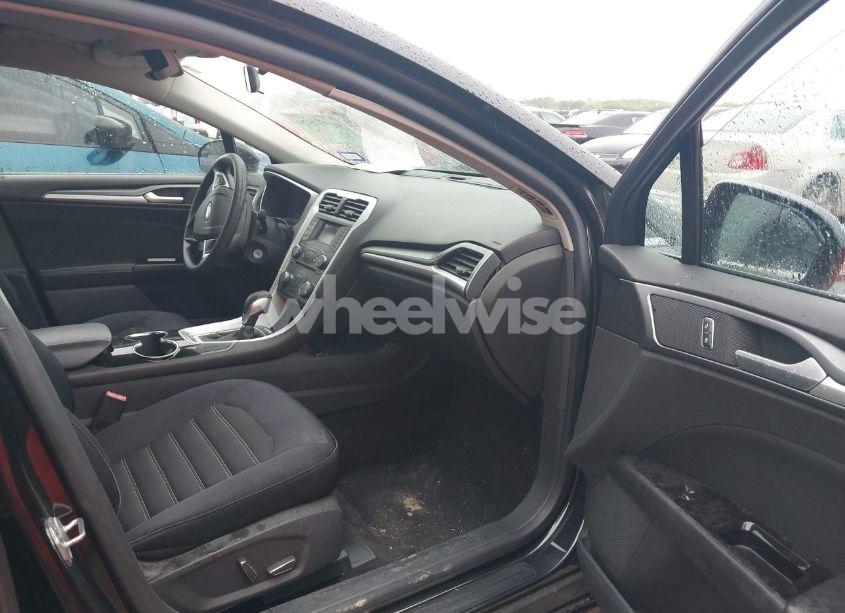 Photo 5 of 2015 Ford Fusion SE (VIN 1FA6P0H78F5100209)