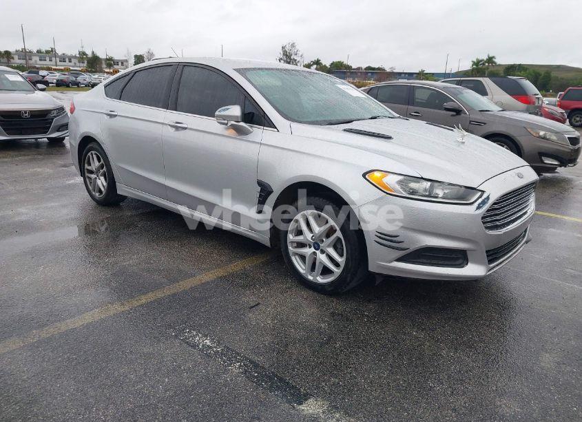 2015 Ford Fusion SE (VIN 1FA6P0H78F5113719) main photo
