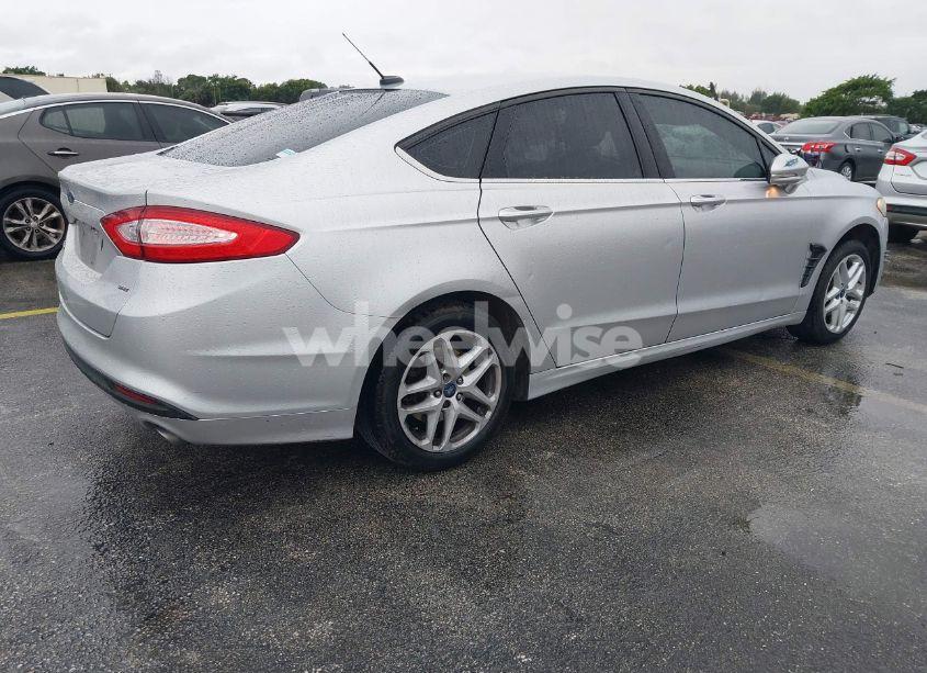 Photo 4 of 2015 Ford Fusion SE (VIN 1FA6P0H78F5113719)