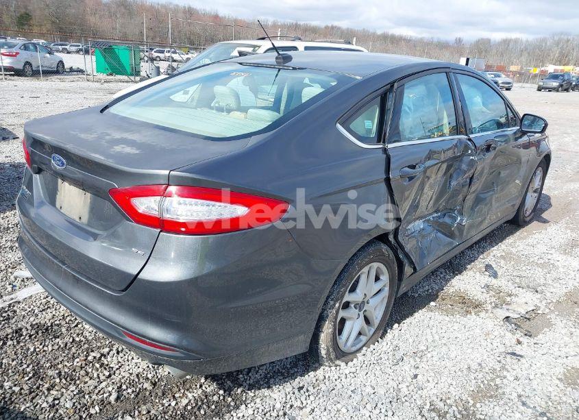 Photo 4 of 2015 Ford Fusion SE (VIN 1FA6P0H78F5127037)