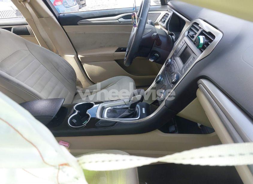 Photo 5 of 2015 Ford Fusion SE (VIN 1FA6P0H78F5127037)